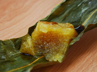 沾砂糖、果糖、蜂蜜或黑糖都好吃的鹼粽 沾砂糖、果糖、蜂蜜或黑糖都好吃的鹼粽