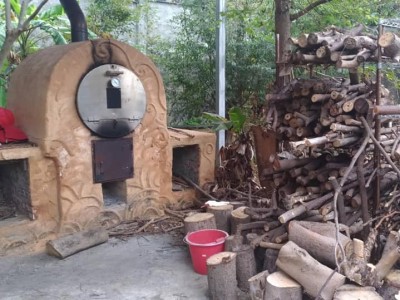大庄國小最特別的地方之一，就是有自己的窯烤爐。